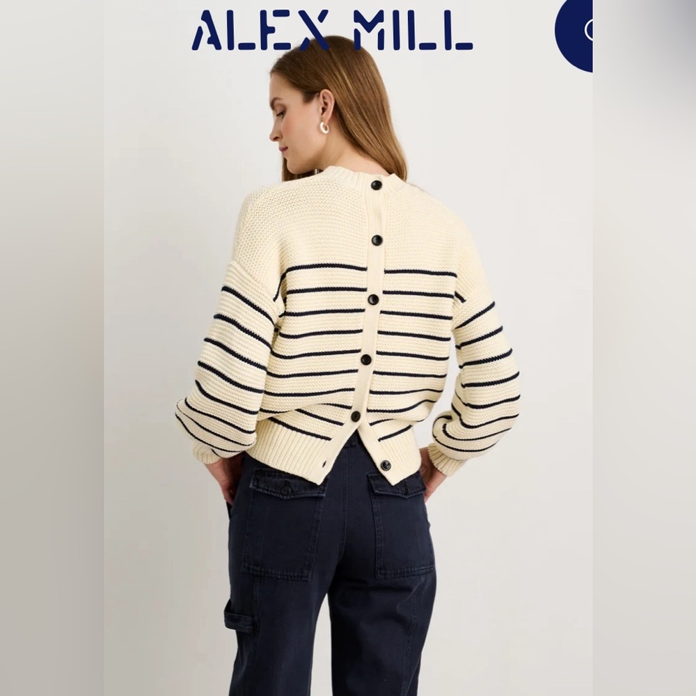 ALEX MILL  Button-Back Crewneck Reversible Sweater Cardigan in Stripe Medium
